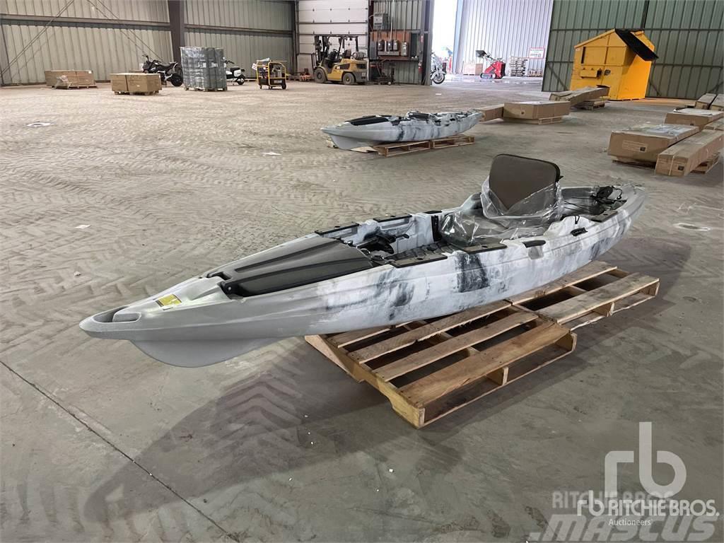  12 ft Fishing Kayak (Unused) Radni brodovi/teglenice