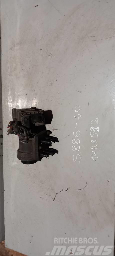 Scania R144.530 brake main valve 1428512 Kočnice