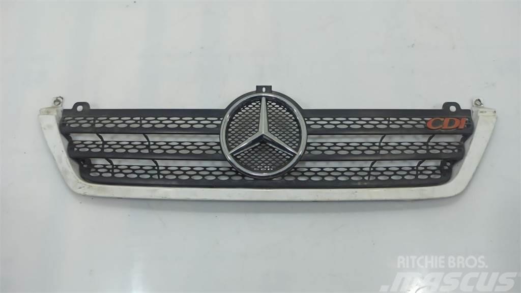Mercedes-Benz Sprinter CDI 1995-2006 Kabine i unutrašnjost