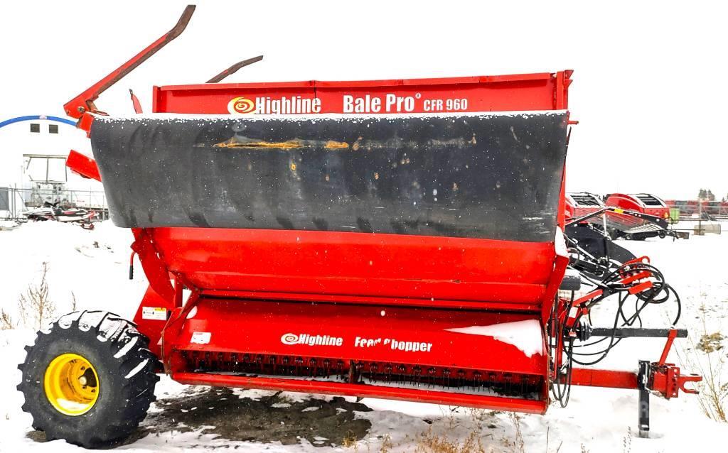 Highline CFR960 Bale shredders, cutters and unrollers