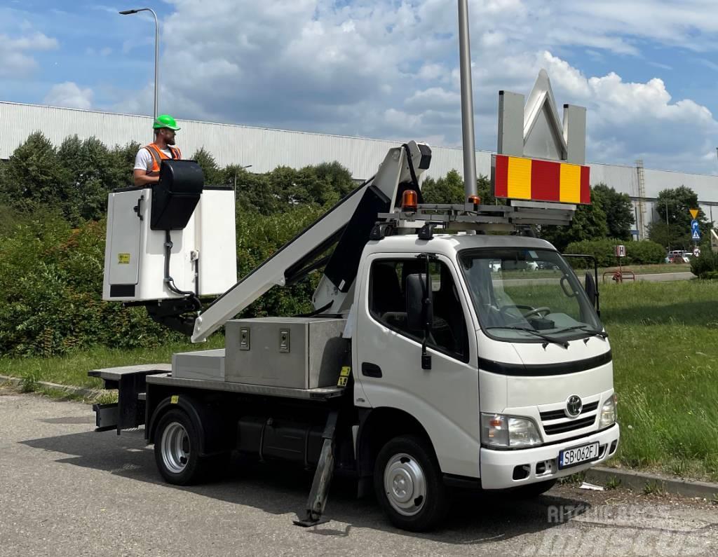 VERSALIFT Refurbished LT-110-TB Truck & Van mounted aerial platforms