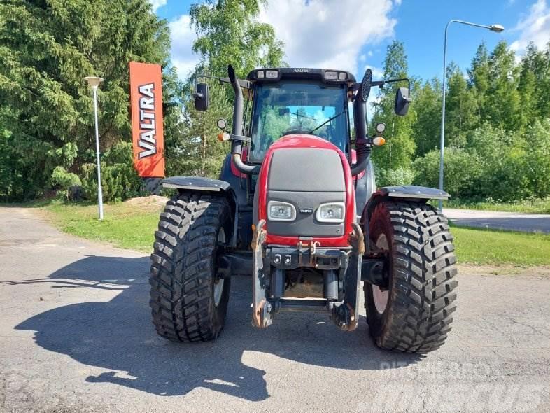 Valtra T150 HT Tractors