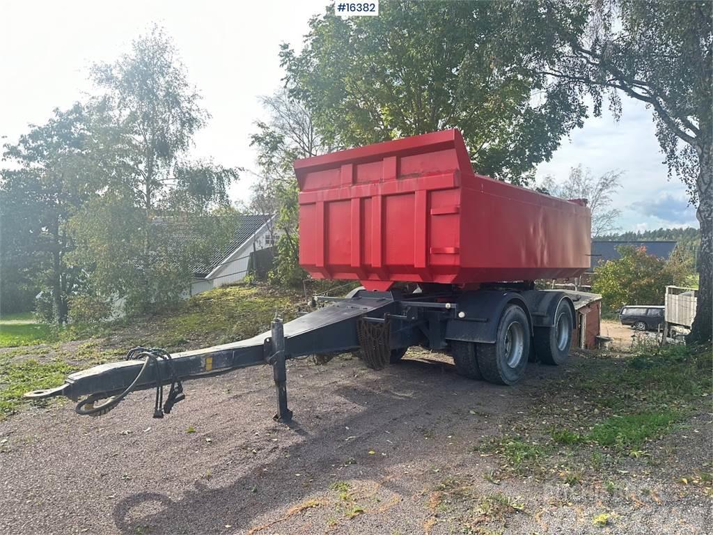 Maur trailer. Other trailers