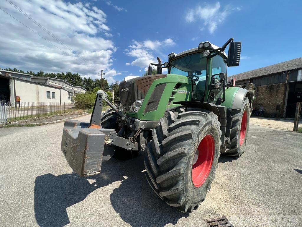 Fendt 828 Tractors