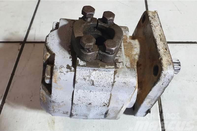 Commercial Shearing Hydraulic Pump 082010 Other trucks