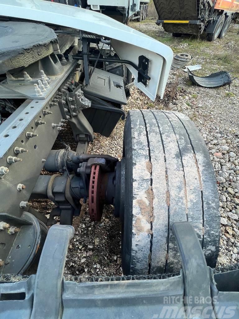 Renault T480 *ACCIDENTE*DAMAGED*UNFALL* Tractor Units