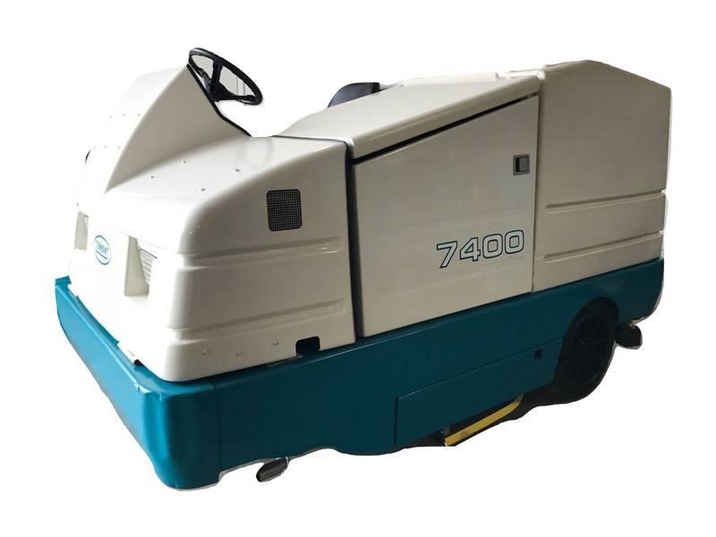 Tennant 7400 Sweepers