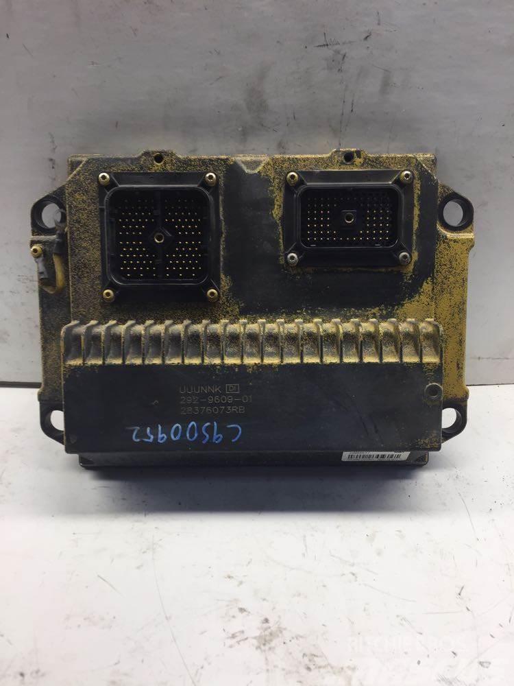 CAT 120 Pin Other components