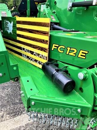 John Deere FC12E Bale shredders, cutters and unrollers