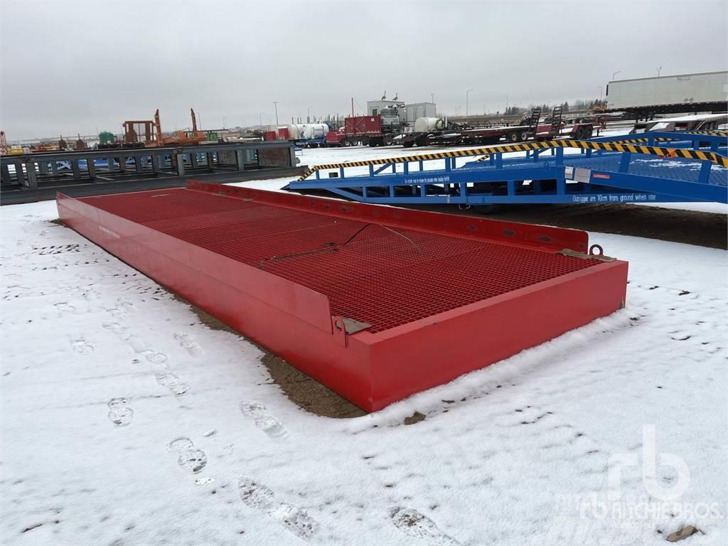  30 ft x 7 ft 6 in Ramp (Unused) Special containers