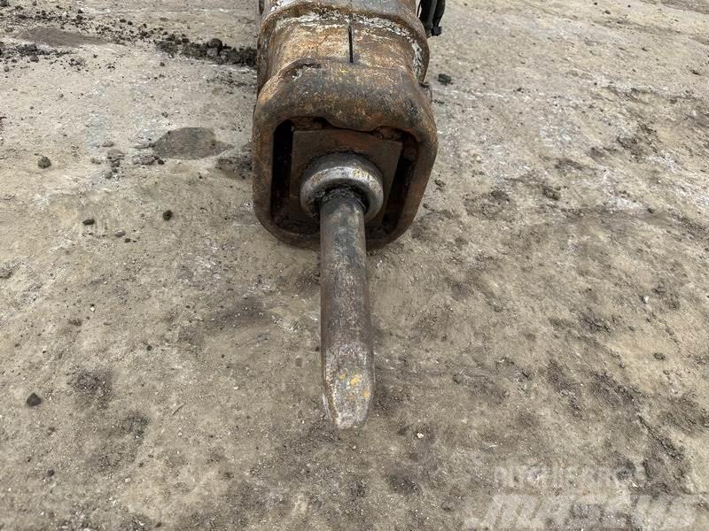 Rammer Hydraulic Breaker (3-6 Ton Excavator) Hammers / Breakers