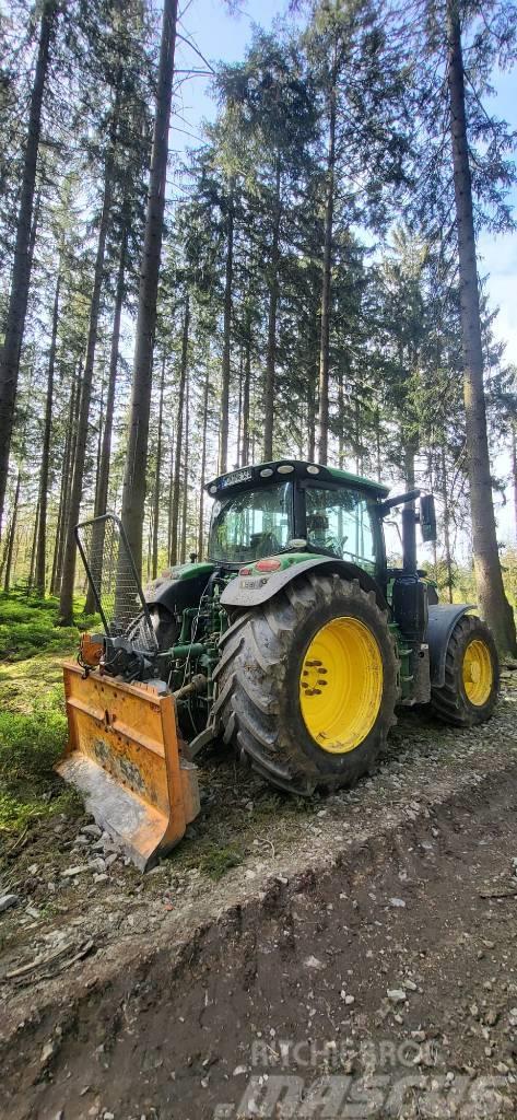 John Deere 6155 R Šumarski traktori
