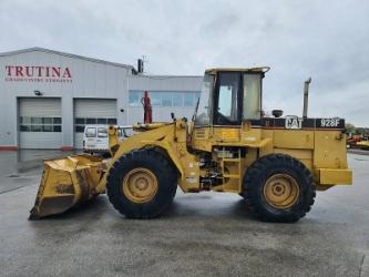CAT 928 F