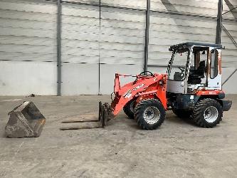 Kubota R 520