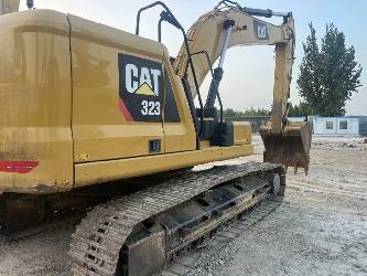 CAT 323 GC