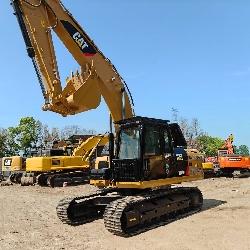 CAT 320D2