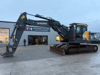 Volvo ECR 235