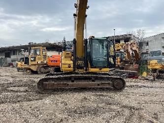 CAT 323 D