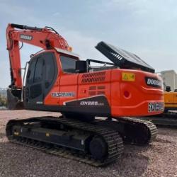 Doosan DX 225