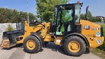 CAT 906M