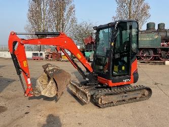 Kubota U27-4