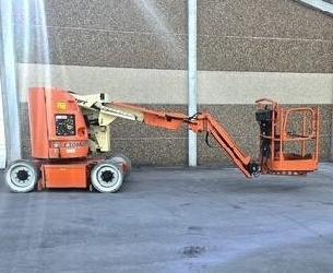 JLG E 300 AJP