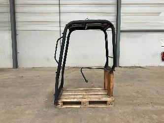 Kubota U 27-4