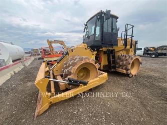 CAT 815