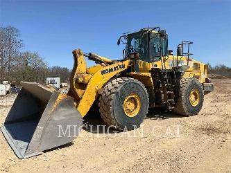 Komatsu WA500-7