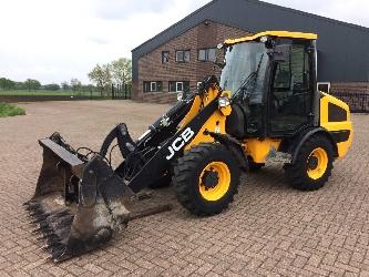 JCB 406