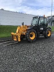 JCB 541-70