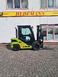 Clark S35D