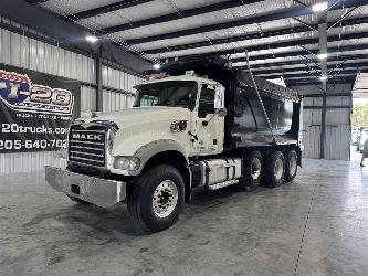 Mack GU713
