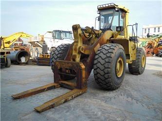 Komatsu WA500-1