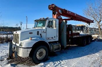 Peterbilt 330