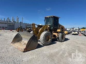 CAT 938M