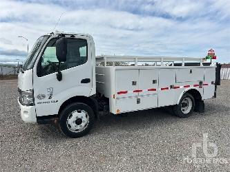 Hino 195