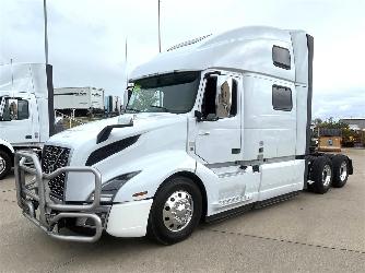 Volvo VNL 860