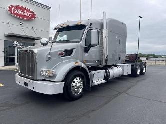 Peterbilt 567