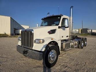 Peterbilt 567