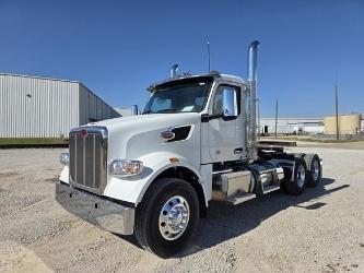 Peterbilt 567