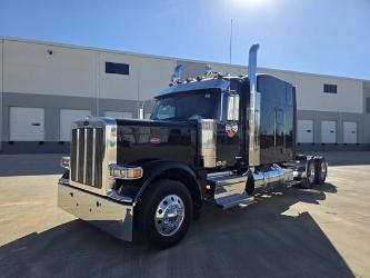 Peterbilt 589