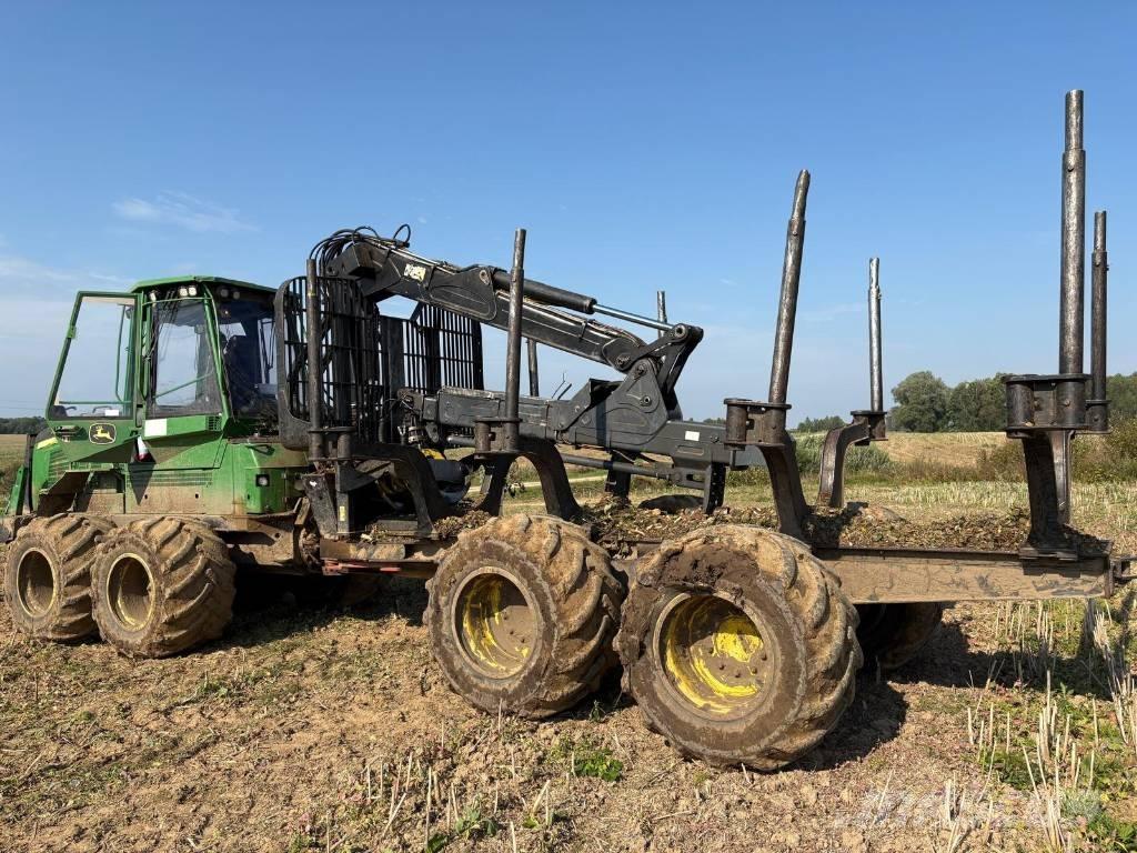 John Deere 1110G Forvarderi