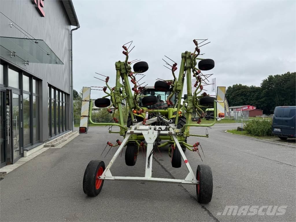 CLAAS Volto 870 T Okretači i sakupljači sena
