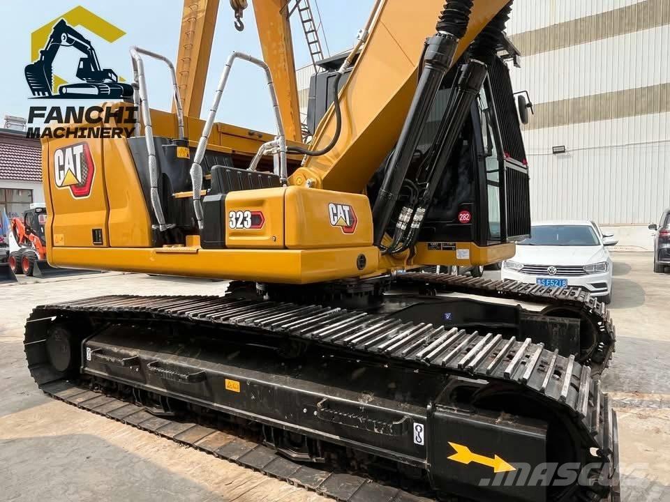 CAT 323 Bageri guseničari
