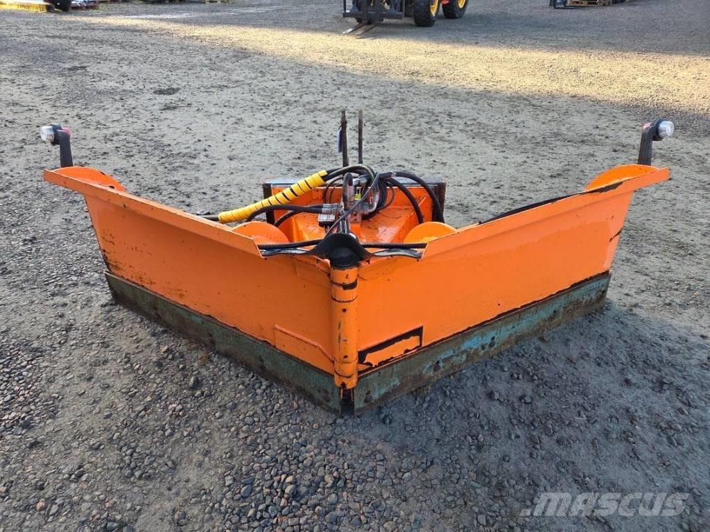 Pronar PUV 2800 Snežne daske i plugovi