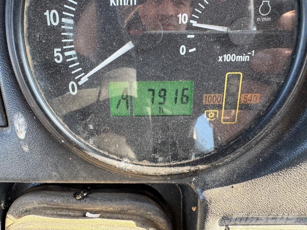 Belarus 1025.4 Šumarski traktori