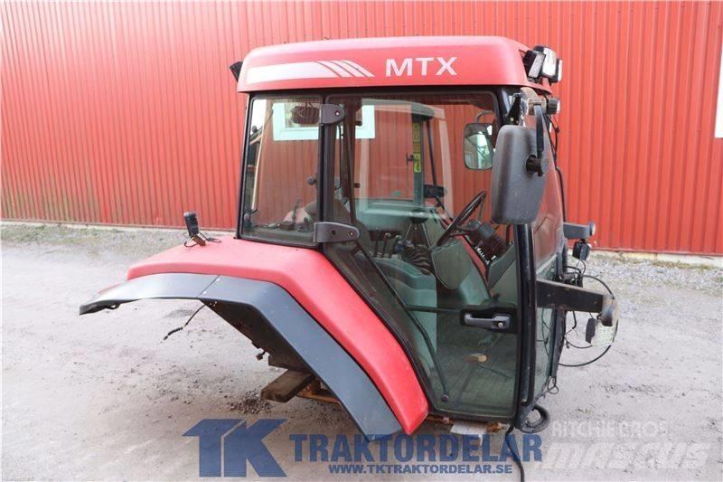 McCormick MTX 185 Kabine i unutrašnjost
