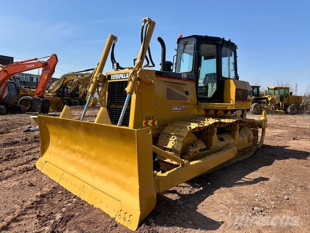 CAT D6G Buldožeri guseničari