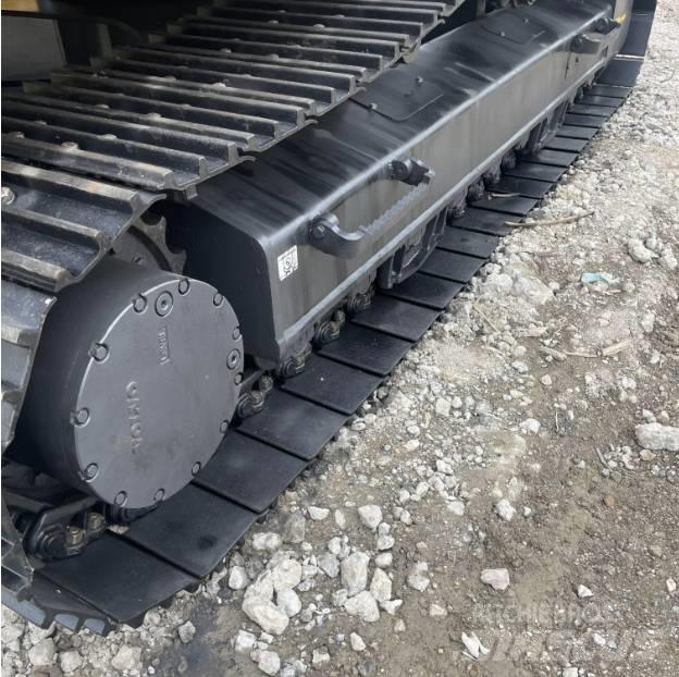Volvo EC240D Bageri guseničari